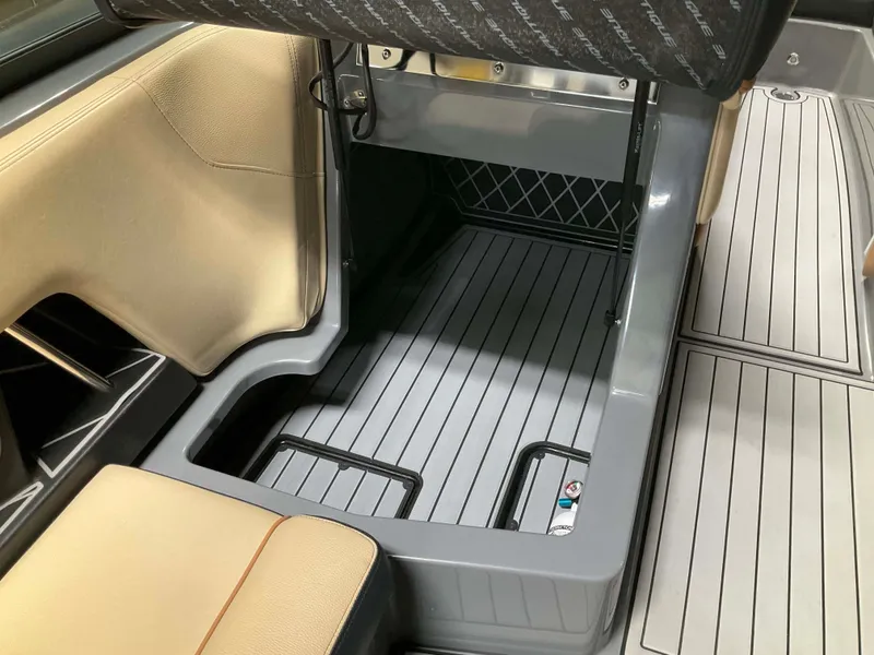 Slide: The Image of Nautique Super Air Nautique GS22 2019 - 17