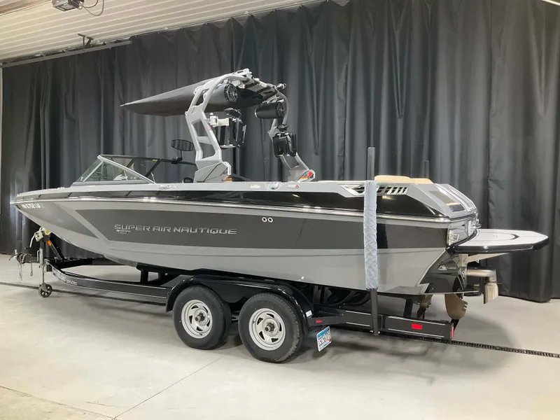 Slide: The Image of Nautique Super Air Nautique GS22 2019 - 2