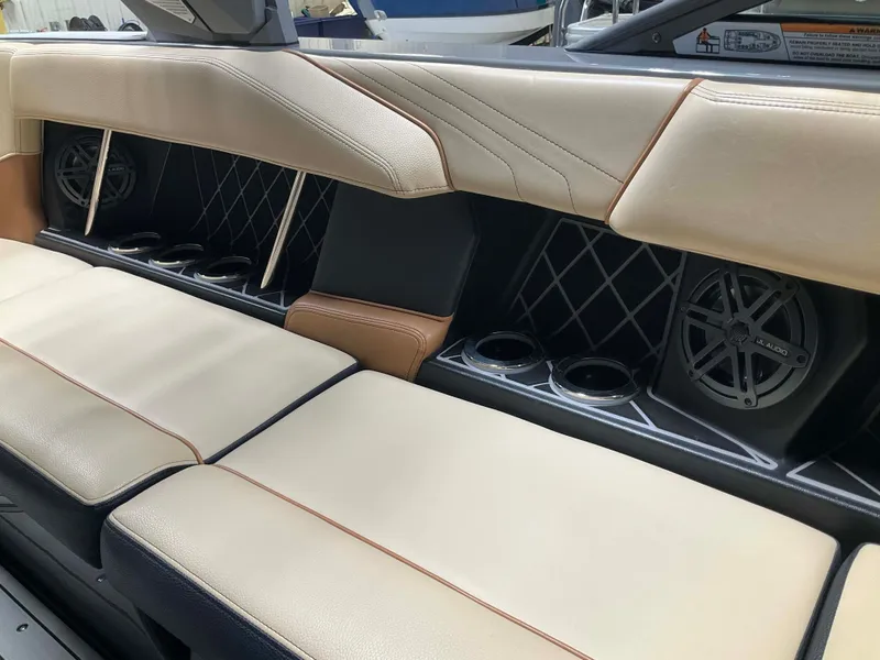 Slide: The Image of Nautique Super Air Nautique GS22 2019 - 23