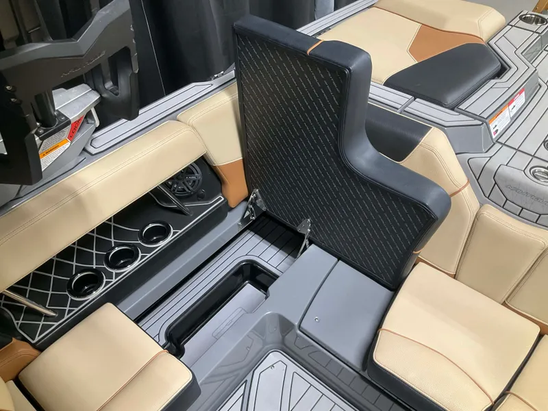 Slide: The Image of Nautique Super Air Nautique GS22 2019 - 28