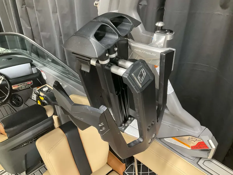 Slide: The Image of Nautique Super Air Nautique GS22 2019 - 32