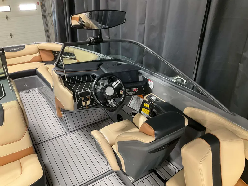 Slide: The Image of Nautique Super Air Nautique GS22 2019 - 36
