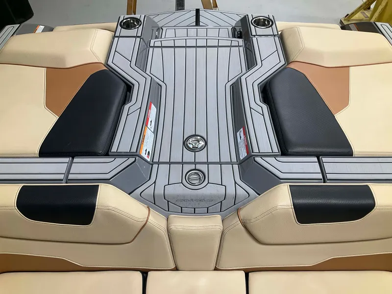 Slide: The Image of Nautique Super Air Nautique GS22 2019 - 43
