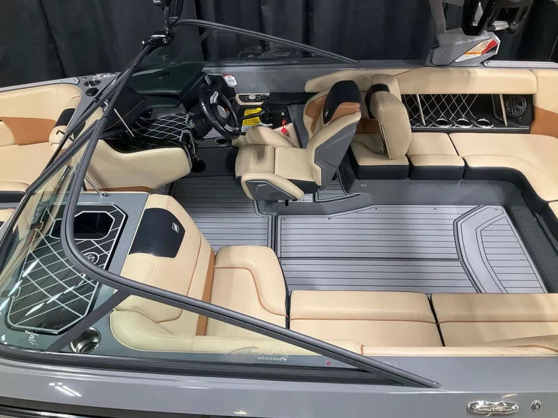 Slide: The Image of Nautique Super Air Nautique GS22 2019 - 8