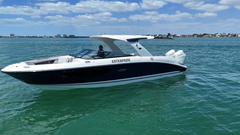 Slide: The Image of Sea Ray SLX 350 Outboard 2024 - 0