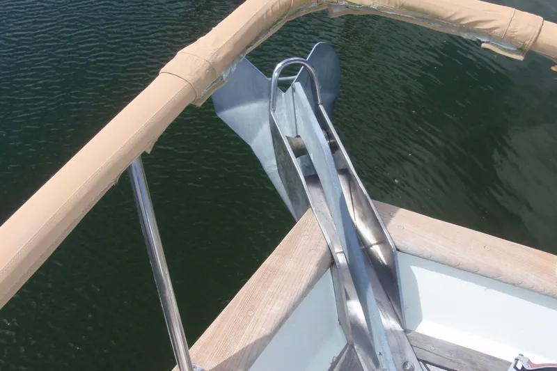 Slide: The Image of 1985 Ocean Alexander Europa Plow Anchor - 11