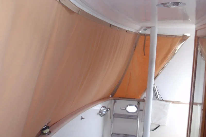 Slide: The Image of 1985 Ocean Alexander Europa Rain/Shade With Sides - 19