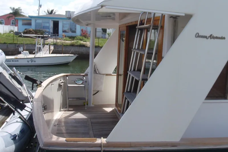 Slide: The Image of 1985 Ocean Alexander Europa Aft Deck - 20