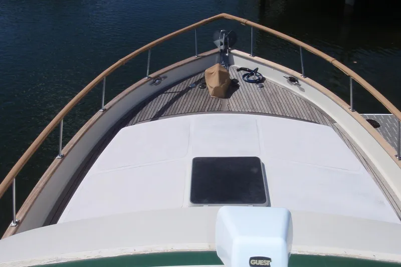 Slide: The Image of 1985 Ocean Alexander Europa View From Upper Helm - 21