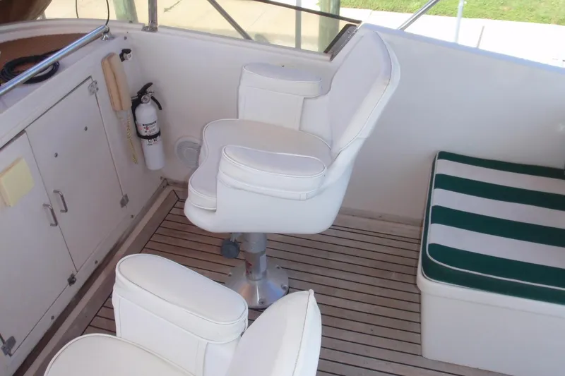 Slide: The Image of 1985 Ocean Alexander Europa Upper Helm Capt. Chairs - 28