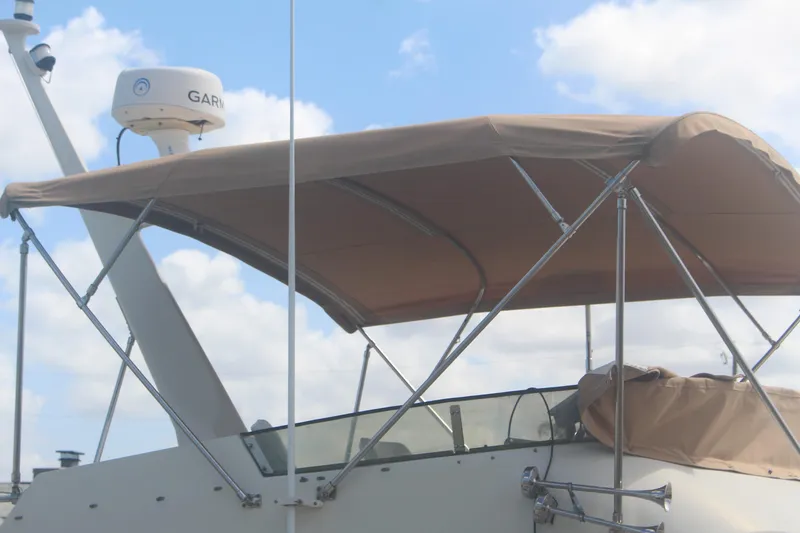 Slide: The Image of 1985 Ocean Alexander Europa Bimini - 32