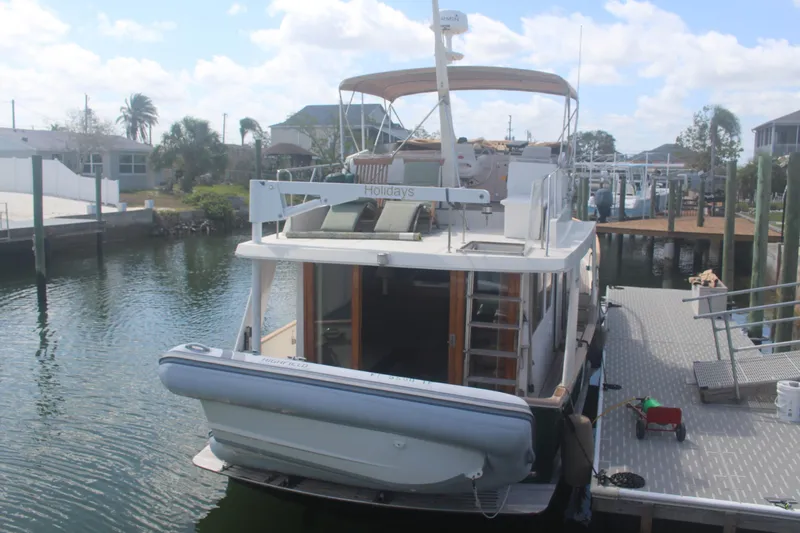 Slide: The Image of 1985 Ocean Alexander Europa - 64