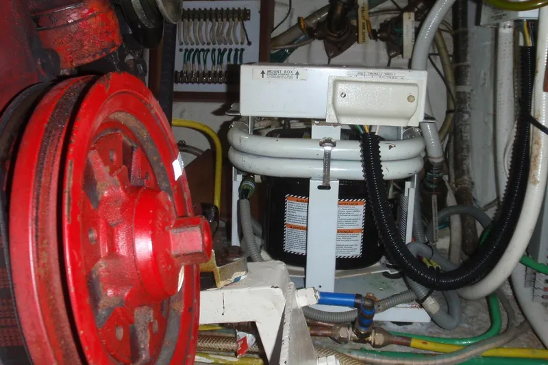 Slide: The Image of 1985 Ocean Alexander Europa One Of 2 A/C Units - 75