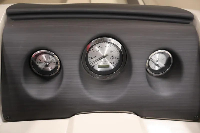 Slide: The Image of Dashboard of a 2019 Bennington 20 SL boat with gauges. - 22
