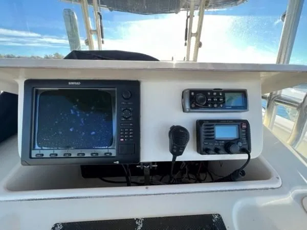 Slide: The Image of Grady-White Bimini 306 2001 - 10