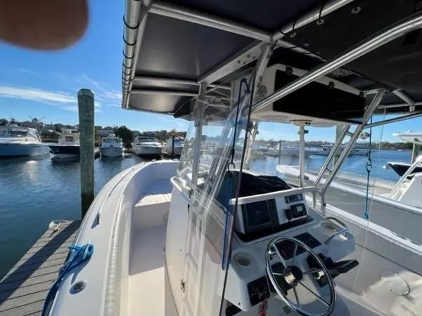 Slide: The Image of Grady-White Bimini 306 2001 - 8