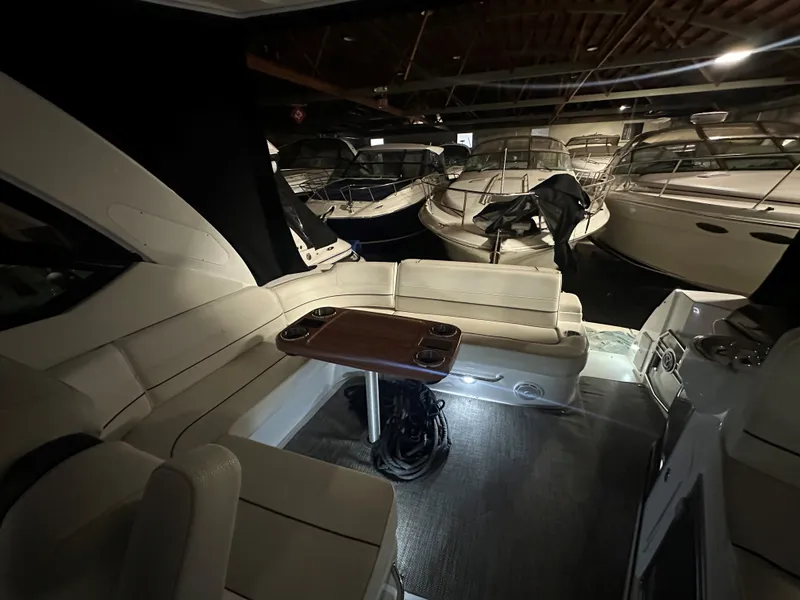 Slide: The Image of Cruisers 380 Express 2016 - 12