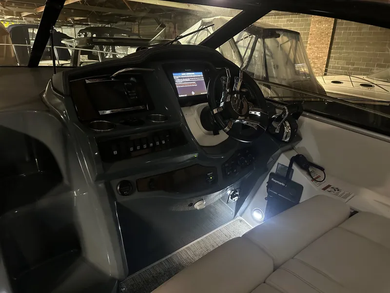 Slide: The Image of Cruisers 380 Express 2016 - 26