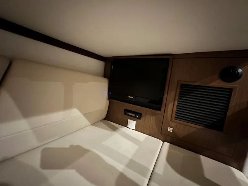 Slide: The Image of Cruisers 380 Express 2016 - 46