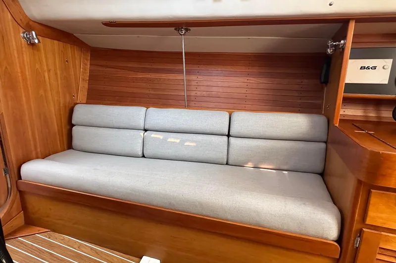 Slide: The Image of Starboard Settee - 44