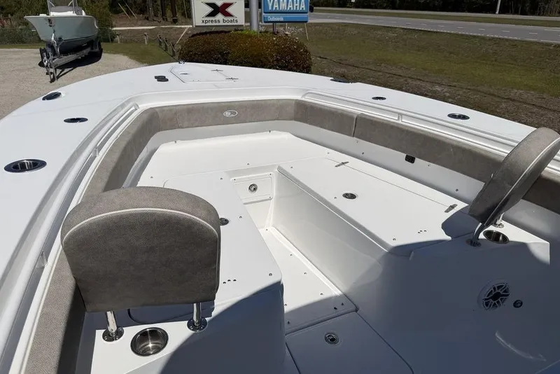 Slide: The Image of 2026 Sea Hunt Gamefish 30 Forward Seating with integrated livewell and cushioned seating. - 14