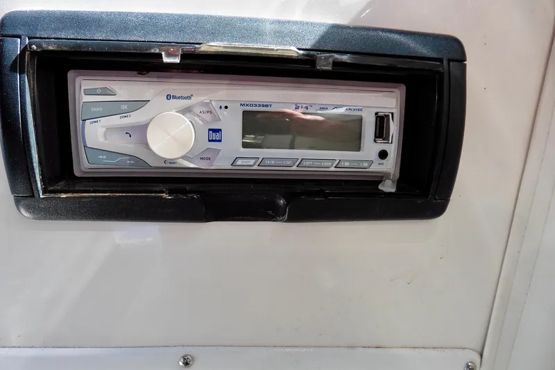 Slide: The Image of Bluetooth stereo system on a 2000 Bayliner 3988 Command Bridge Motoryacht. - 36