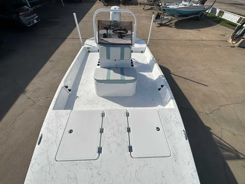 Slide: The Image of 2026 Freedom EAGLE boat with modern design and storage compartments. - 15