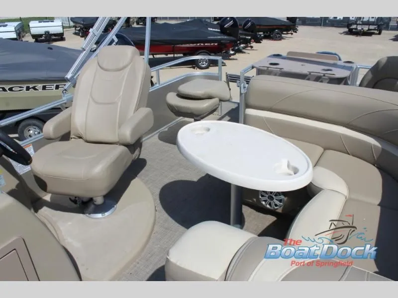 Slide: The Image of Geneva Fish 20 4.0 2020 - 16