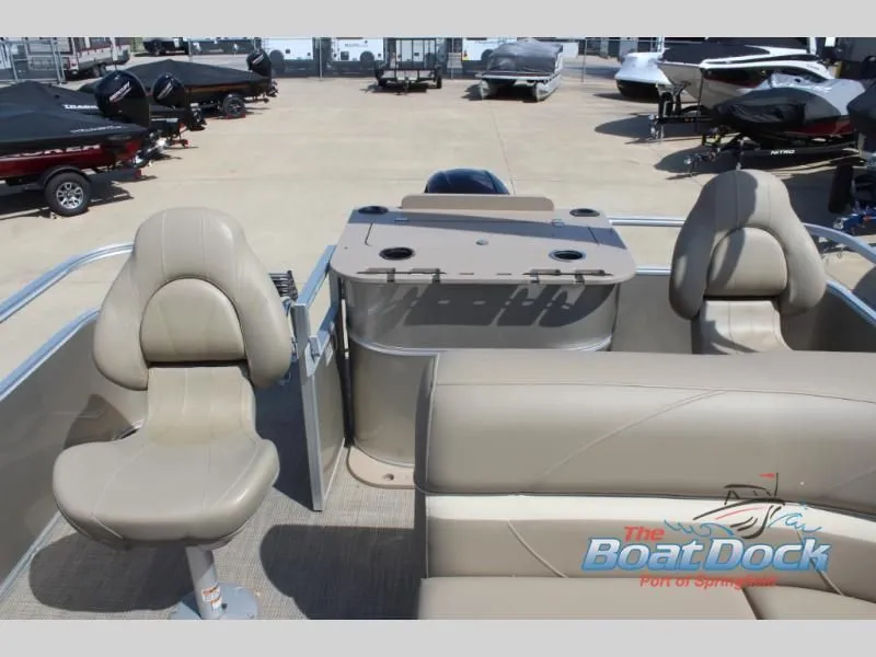 Slide: The Image of Geneva Fish 20 4.0 2020 - 21