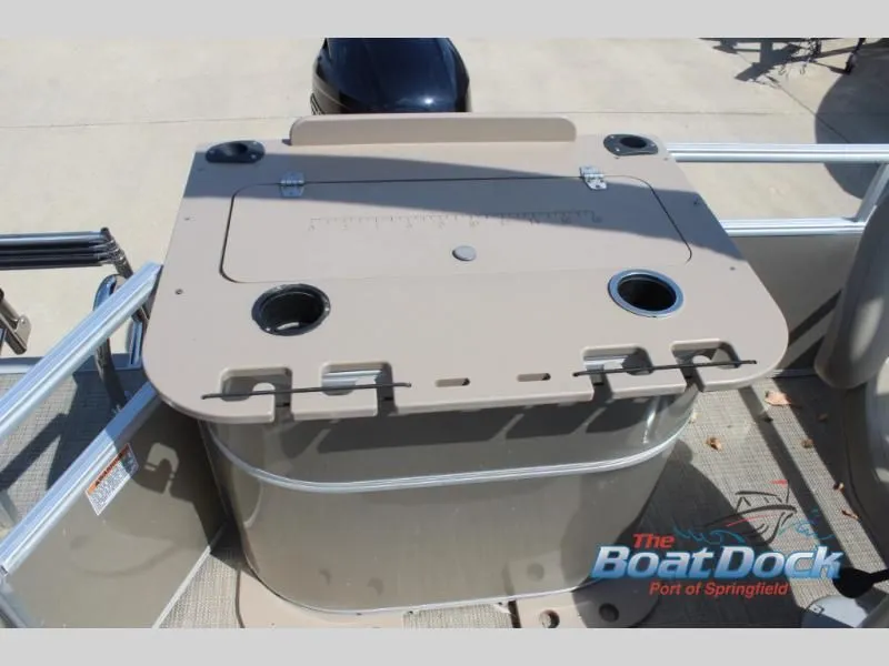 Slide: The Image of Geneva Fish 20 4.0 2020 - 23