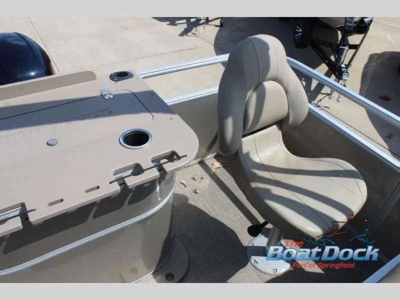 Slide: The Image of Geneva Fish 20 4.0 2020 - 24