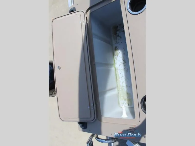 Slide: The Image of Geneva Fish 20 4.0 2020 - 25