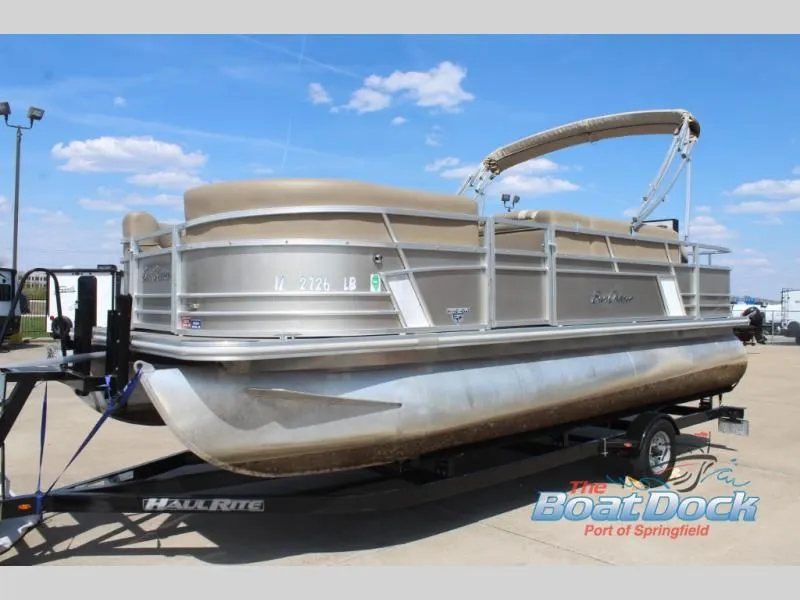 Slide: The Image of Geneva Fish 20 4.0 2020 - 5