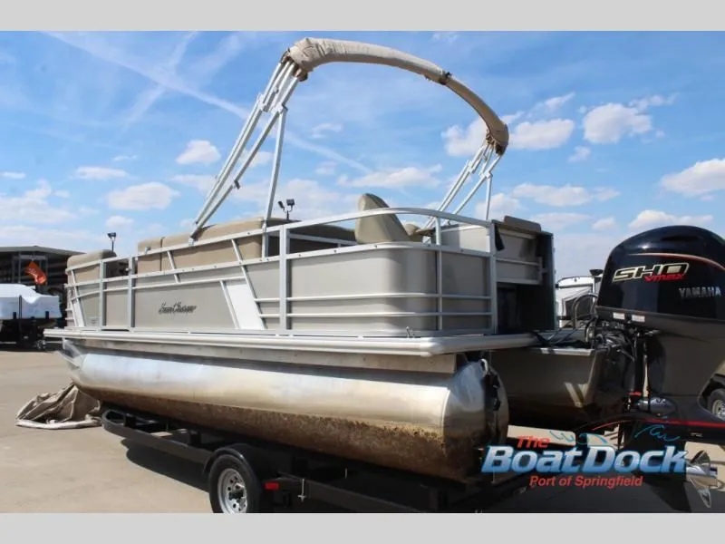 Slide: The Image of Geneva Fish 20 4.0 2020 - 7