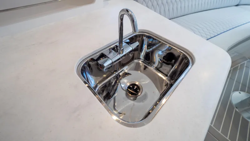 Slide: The Image of Intrepid 345 Valor 2022 - 124