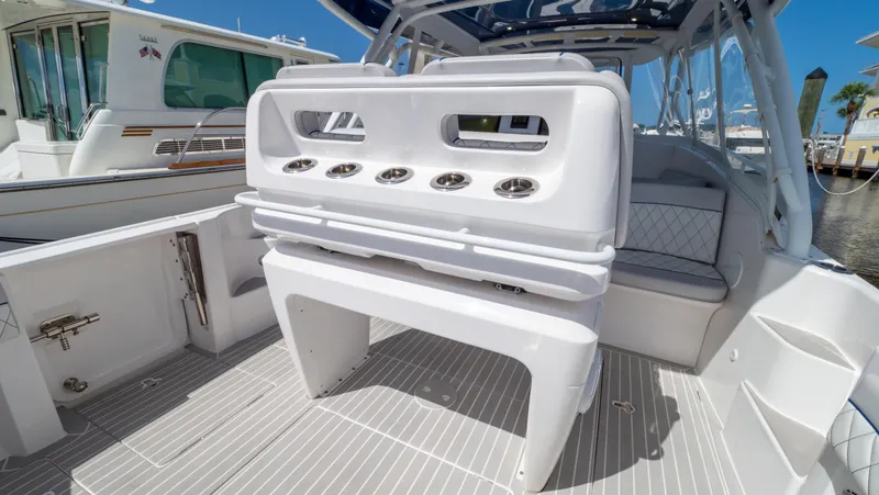 Slide: The Image of Intrepid 345 Valor 2022 - 66