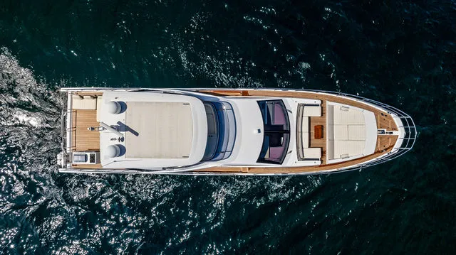Slide: The Image of Azimut Fly 72 2017 - 134