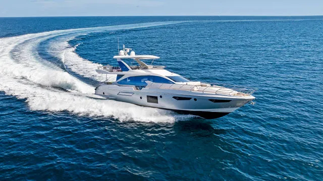 Slide: The Image of Azimut Fly 72 2017 - 140
