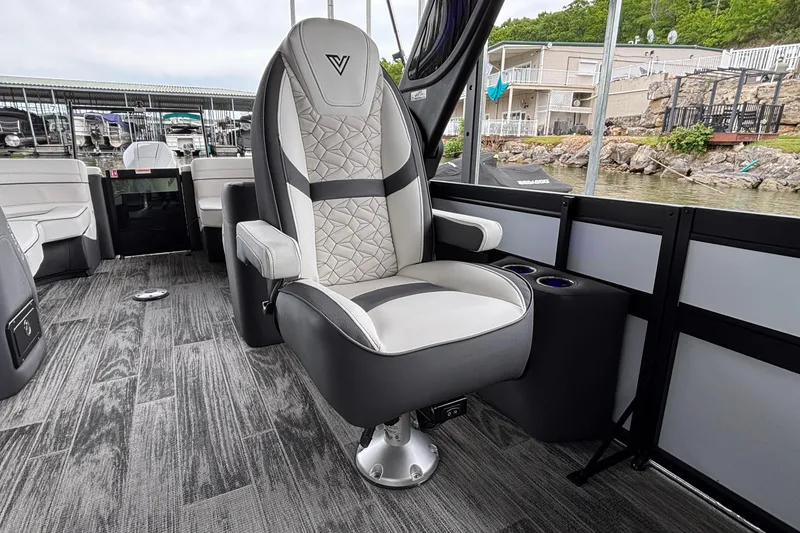 Slide: The Image of Luxurious Viaggio D26U 2026 boat seat with modern design and waterfront view. - 44