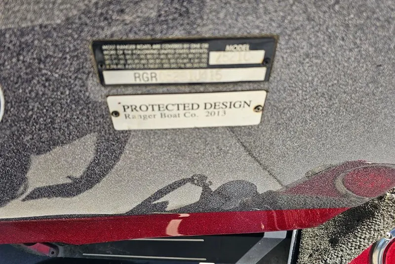Slide: The Image of 2015 Ranger Z521 Comanche boat with protected design label, close-up view. - 28