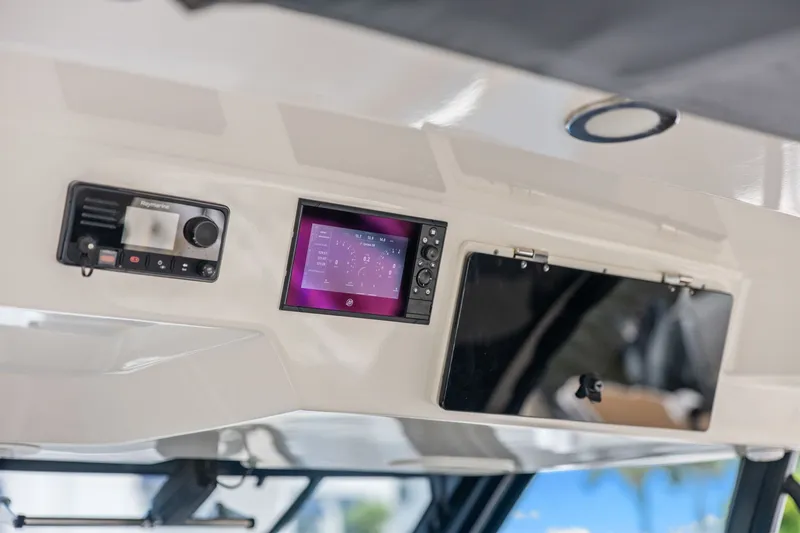 Slide: The Image of Boston Whaler 350 Realm 2022 - 29