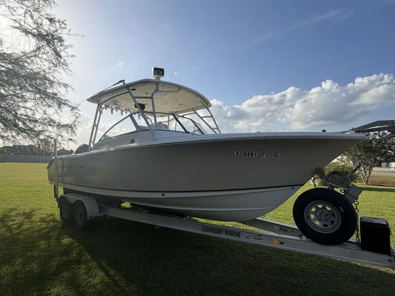 Slide: The Image of Sea Hunt Escape 250 SE DL 2012 - 19