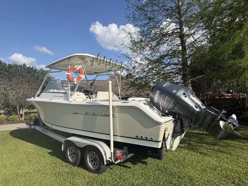 Slide: The Image of Sea Hunt Escape 250 SE DL 2012 - 22