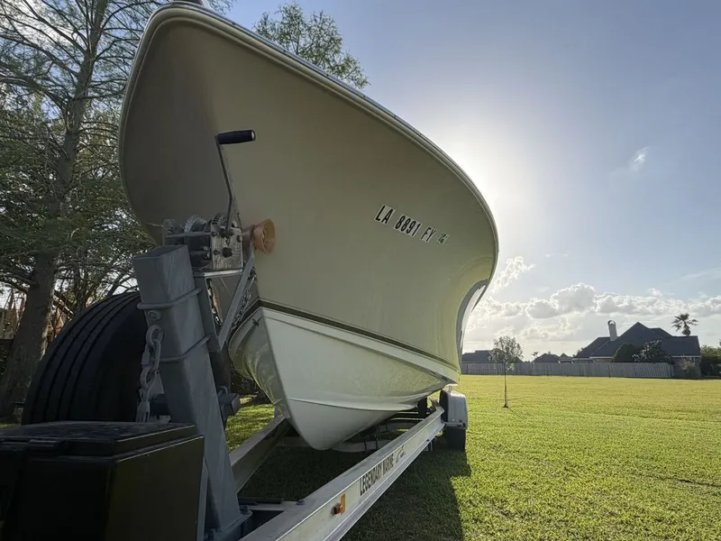 Slide: The Image of Sea Hunt Escape 250 SE DL 2012 - 23