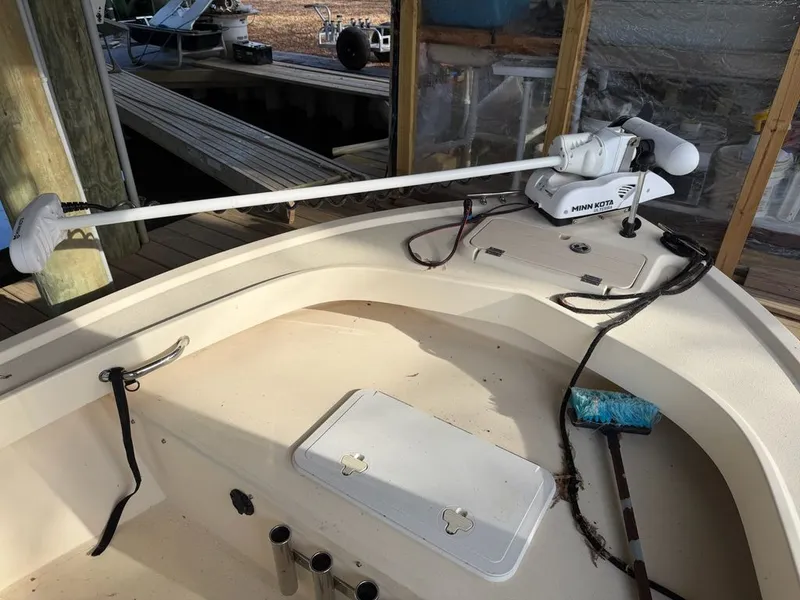 Slide: The Image of Parker Marine 1801 Center Console 2012 - 5