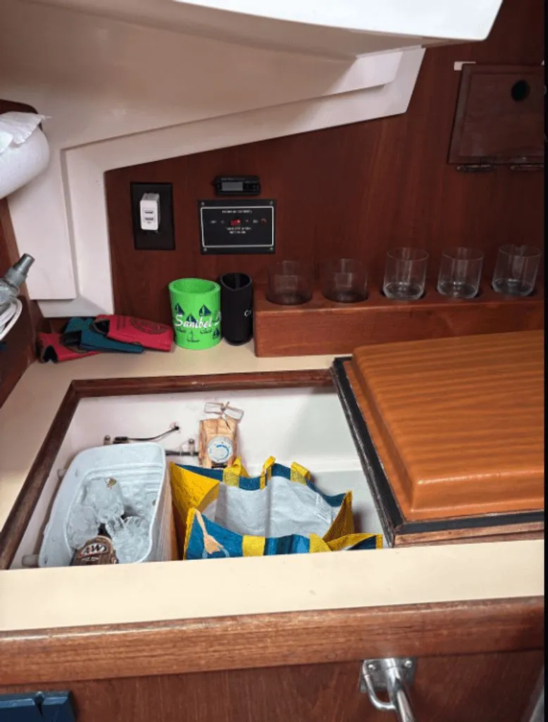 Slide: The Image of CAL 33 1984 - 5