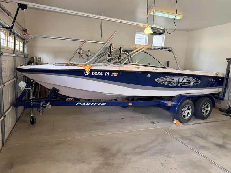 Slide: The Image of Correct Craft Air Nautique 2005 - 13