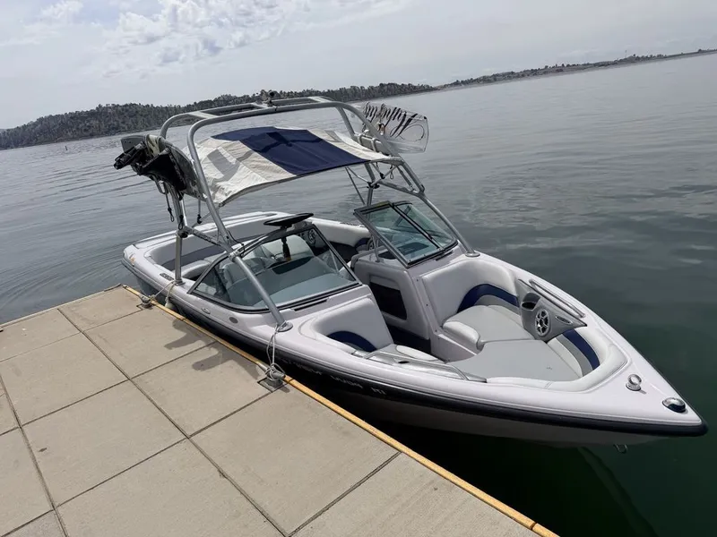 Slide: The Image of Correct Craft Air Nautique 2005 - 18