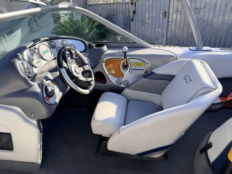 Slide: The Image of Correct Craft Air Nautique 2005 - 4