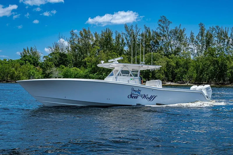 The Image of Invincible 42 Open Fisherman 2015 - undefined